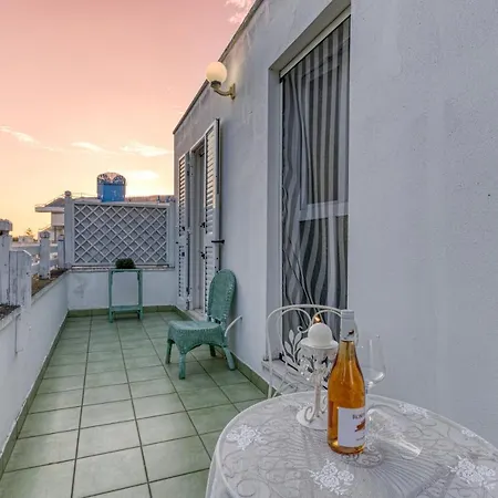 Apartment Happiness 2 Torre San Giovanni